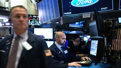 Nhóm cổ phiếu trí tuệ nhân tạo gây sức ép lên Phố Wall